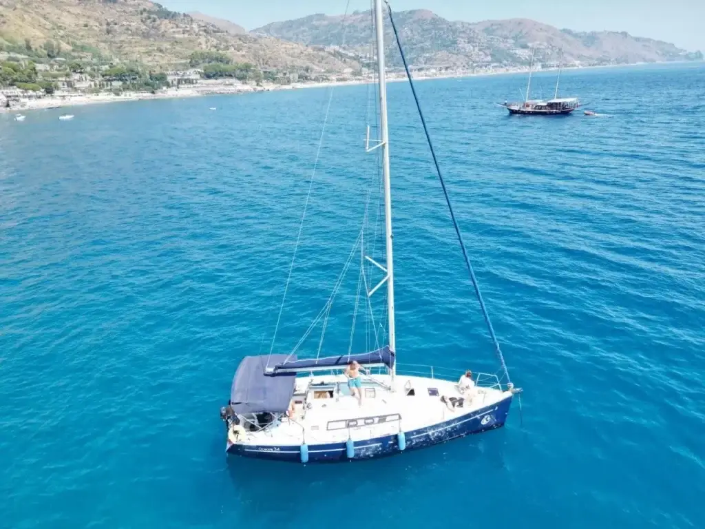 Private boat experience in Sicily for luxury event guests