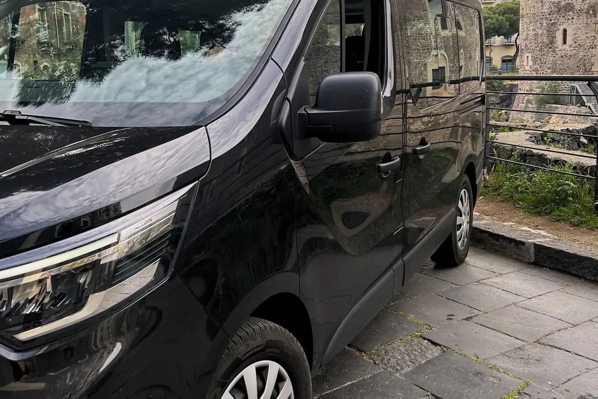 Private transport and event logistics services in Sicily