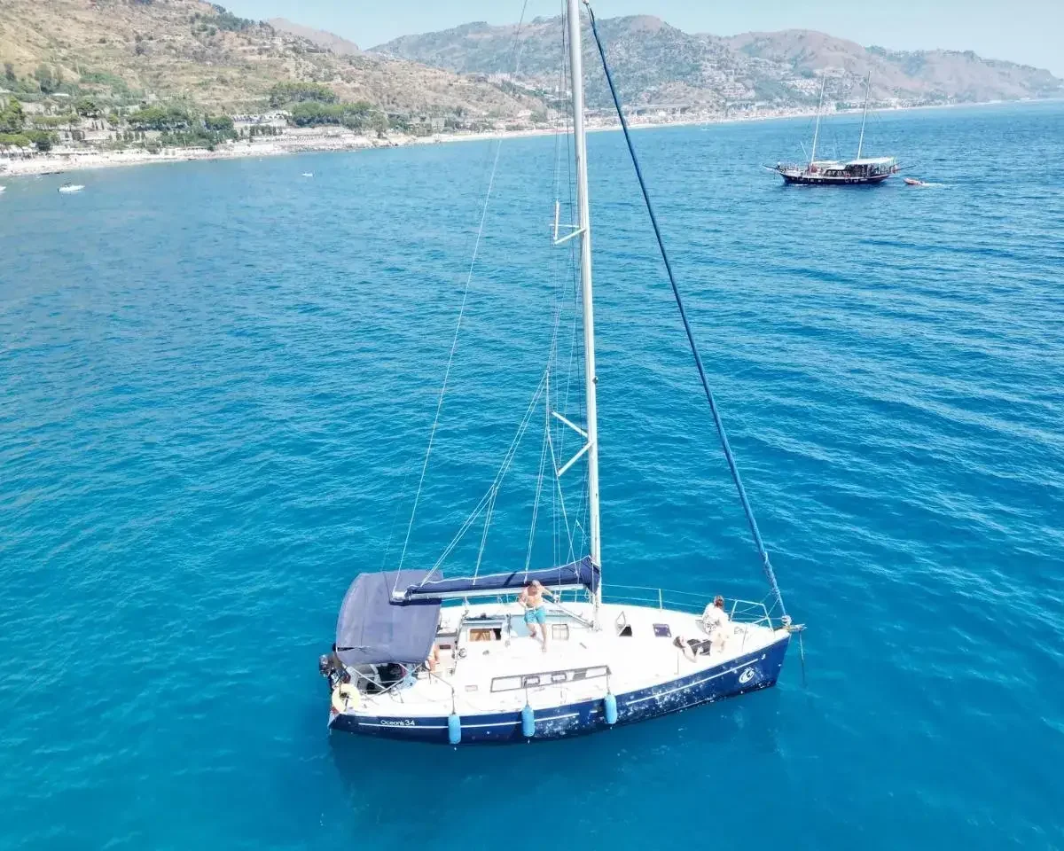 Experiencia privada en barco en Sicilia para invitados de eventos de lujo